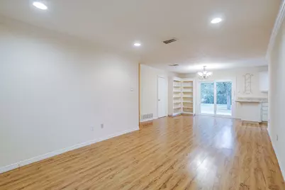 856 Broadway Avenue, Euless, TX 76040 - Photo 7