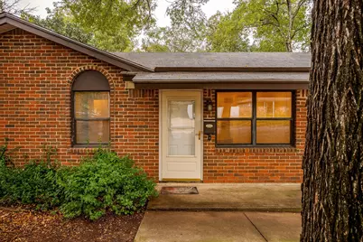 856 Broadway Avenue, Euless, TX 76040 - Photo 3