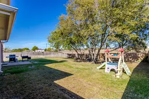 2220 Fieldcrest Dr, Rockwall, TX 75032 - Photo 5