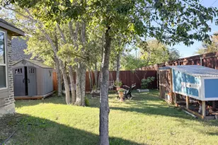 318 Osage Ct, Krum, TX 76249 - Photo 19