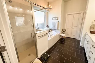 318 Osage Ct, Krum, TX 76249 - Photo 13