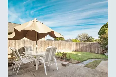 2114 Carnation Court, Garland, TX 75040 - Photo 5