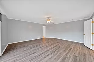 2804 Wood Wind Dr, Pantego, TX 76013 - Photo 21