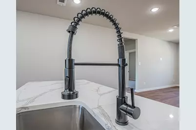 124 Brookview Drive, Bridgeport, TX 76458 - Photo 3