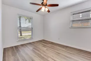 823 Ross Ln, Seagoville, TX 75159 - Photo 7