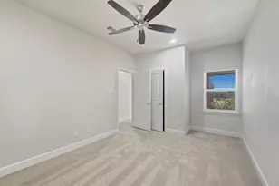 5704 Woodlands Dr, The Colony, TX 75056 - Photo 13