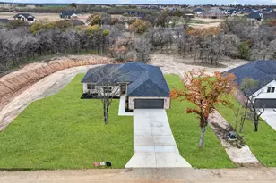 319 Rita Rdg Ct, Millsap, TX 76066 - Photo 3