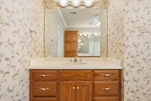 404 Greenwood Ln, Waco, TX 76705 - Photo 27