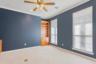 404 Greenwood Ln, Waco, TX 76705 - Photo 13