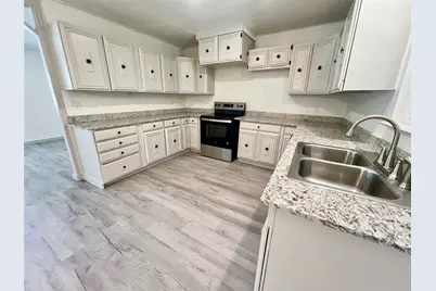 611 Hickory, Hughes Springs, TX 75656 - Photo 15