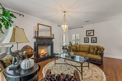 3913 Hamilton Avenue, Fort Worth, TX 76107 - Photo 13