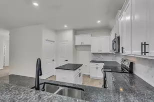 829 Lake Woodland Dr, Little Elm, TX 75068 - Photo 11