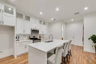 219 W Yarmouth St, Dallas, TX 75208 - Photo 13