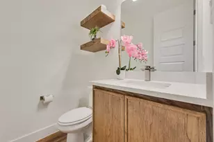 219 W Yarmouth St, Dallas, TX 75208 - Photo 21