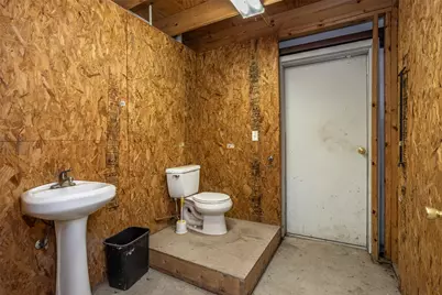 510 Locust Street, Whitesboro, TX 76273 - Photo 15