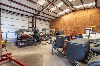 510 Locust Street, Whitesboro, TX 76273 - Photo 17