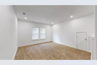 1615 Poplar Street, Dallas, TX 75215 - Photo 23