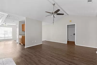 1122 Glen Creek Drive, Mansfield, TX 76063 - Photo 5