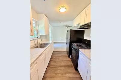 5713 Emerson Drive, Watauga, TX 76148 - Photo 5