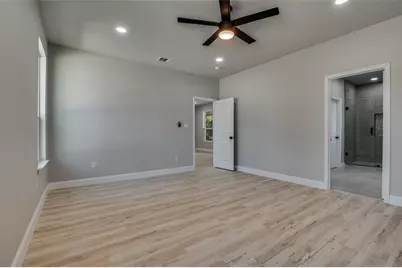 208 Splitrail Drive, Mabank, TX 75143 - Photo 15