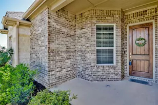 201 Bayless Ave, Godley, TX 76044 - Photo 25