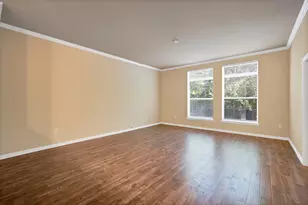 2305 Worthington St, Dallas, TX 75204 - Photo 7