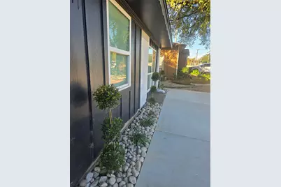 2117 Beaumont Street, Grand Prairie, TX 75051 - Photo 5