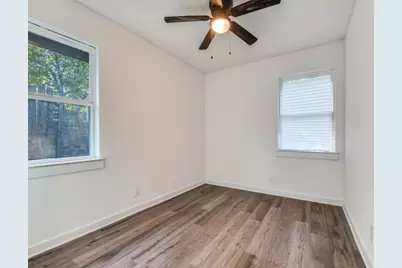 2117 Beaumont Street, Grand Prairie, TX 75051 - Photo 17