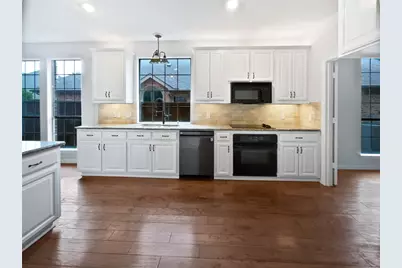 1600 Country Walk Drive, McKinney, TX 75071 - Photo 11