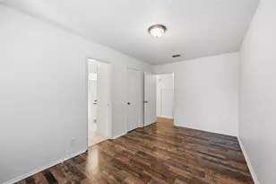 6320 Lunar Dr, Edgecliff Village, TX 76134 - Photo 15