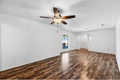 6320 Lunar Drive, Edgecliff Village, TX 76134 - Photo 11