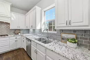 2533 Lady Amide Ln, Lewisville, TX 75056 - Photo 17