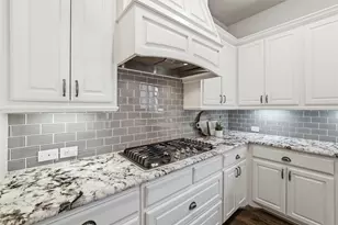 2533 Lady Amide Ln, Lewisville, TX 75056 - Photo 15