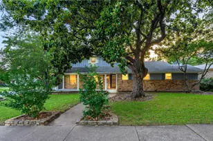 12205 Brookmeadow Ln, Dallas, TX 75218 - Photo 31