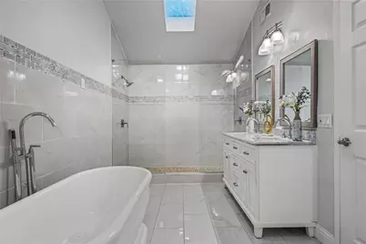 12205 Brookmeadow Lane, Dallas, TX 75218 - Photo 21