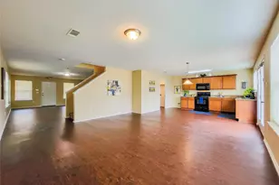 1705 Wickham Dr, Burleson, TX 76028 - Photo 5