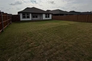 1704 River Bend Rd, Burleson, TX 76028 - Photo 17