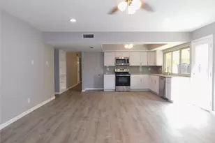 1524 Carnation Dr, Lewisville, TX 75067 - Photo 9