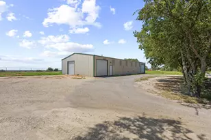 11416 Hames Rd, Pilot Point, TX 76258 - Photo 1