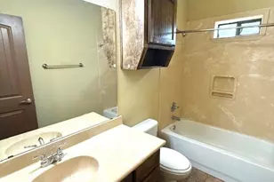 2410 S 2nd St, Waco, TX 76706 - Photo 31