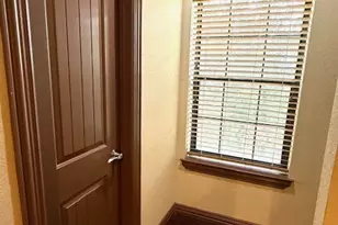 2410 S 2nd St, Waco, TX 76706 - Photo 9