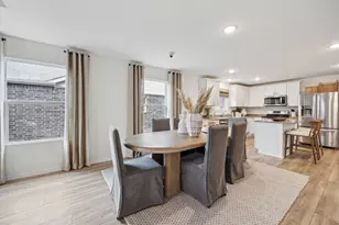 2036 Pleasant Knoll Cir, Forney, TX 75126 - Photo 5