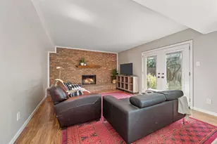 728 Heatherwood Dr, Grapevine, TX 76051 - Photo 9