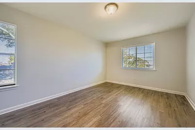 1885 Cliff View Drive, Lewisville, TX 75077 - Photo 19