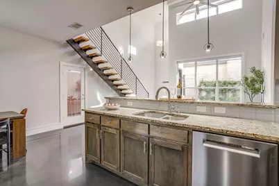 5014 Pershing Avenue, Fort Worth, TX 76107 - Photo 11