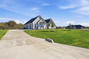 2000 Cypress Ct, Weatherford, TX 76085 - Photo 3