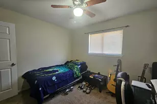 520 Post Oak Ln, Burleson, TX 76028 - Photo 11