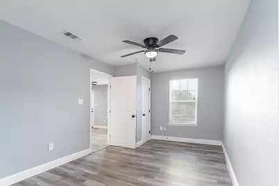 5006 Bartlett Avenue, Dallas, TX 75216 - Photo 9