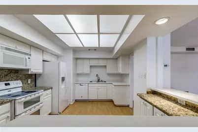 5200 Keller Springs Road #824, Dallas, TX 75248 - Photo 3