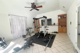 286 W Ridge St, Decatur, TX 76234 - Photo 19